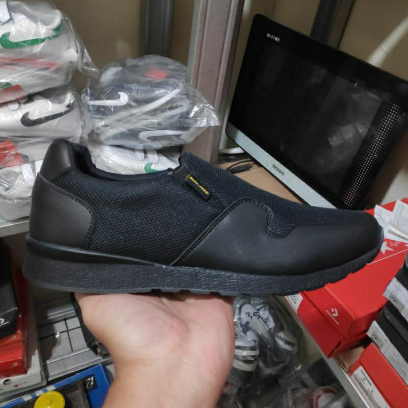 bungkusuku oya - Sepatu Casual Pria Slip On Formal Kerja Trendi Tali Serut Kulit Sintetis