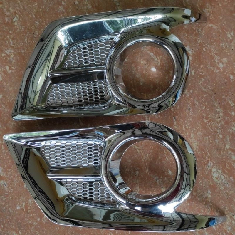 cover ring foglamp bumper depan mobil toyota Hilux 2012 chrome crome tempel