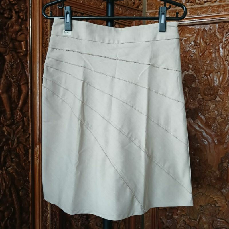 Rok mini / rok kantor/kerja