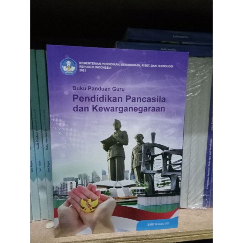 BUKU PANDUAN GURU PPKN SMP kelas 8 kurikulum MERDEKA KEMENDIKBUDRISTEK
