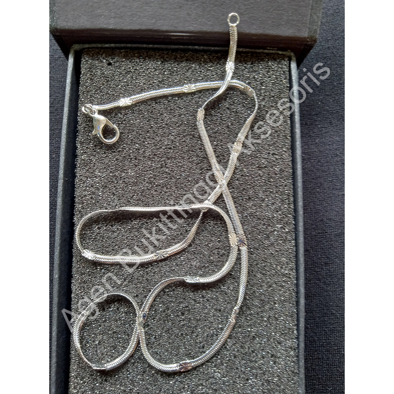 Rantai Kalung polos Bulat Rantai Besi Putih Titanium Asli Wanita Pria Rantai Besar Anti Karat Stainl