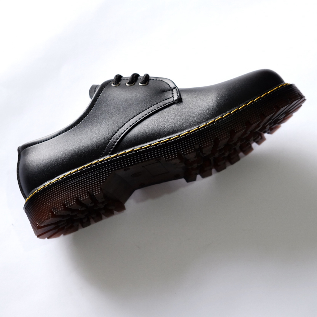 Sepatu Boots Pria Derby Hitam THEO BLACK by Oxwalker