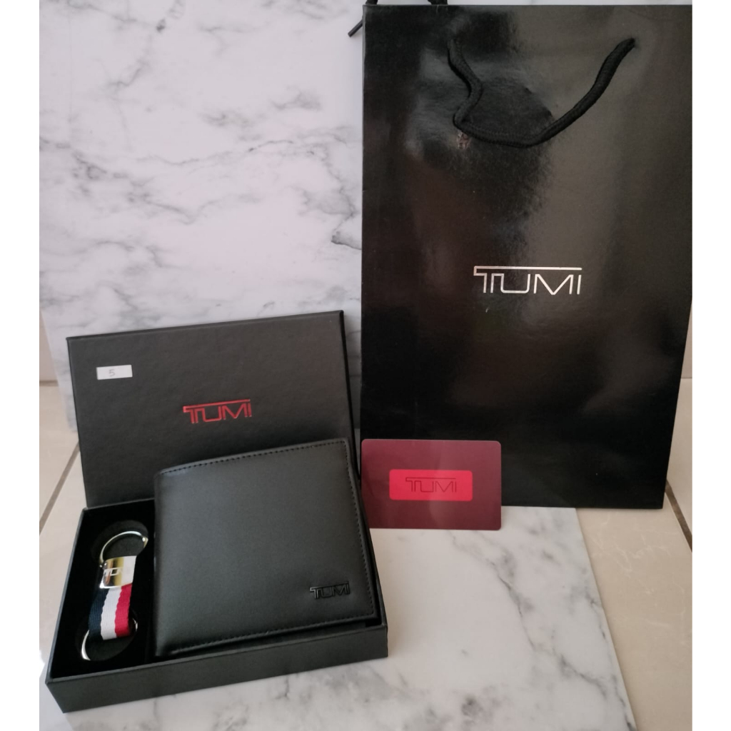 Dompet Pria Branded Kulit Premium and High Quality with Keychain + Paper bag Set Gift Box D - 05 - 1
