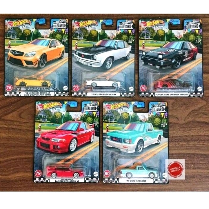 Hotwheels Premium Boulevard R set