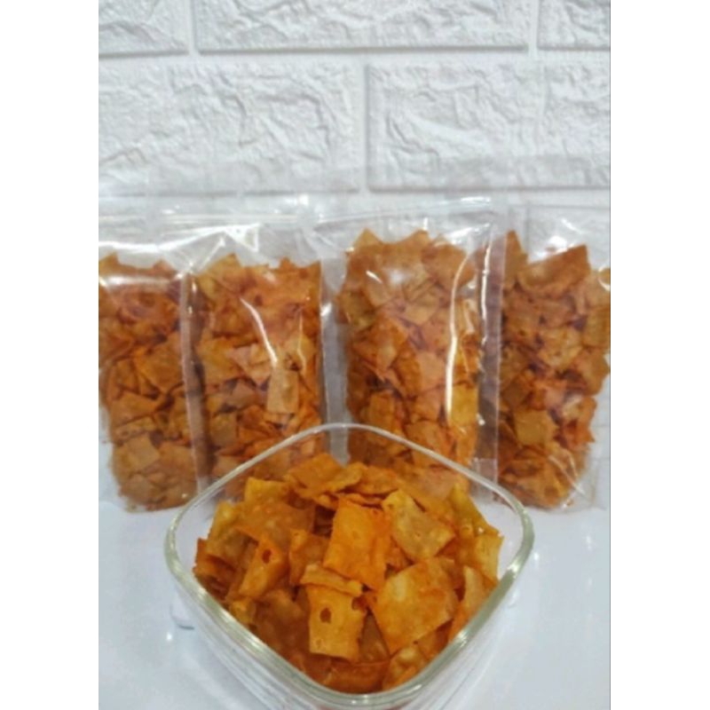 

keripik pangsit goreng