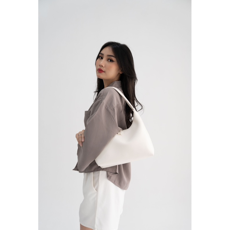 ELLA HOBO BAG / TAS CASUAL WANITA / SHOULDER BAG