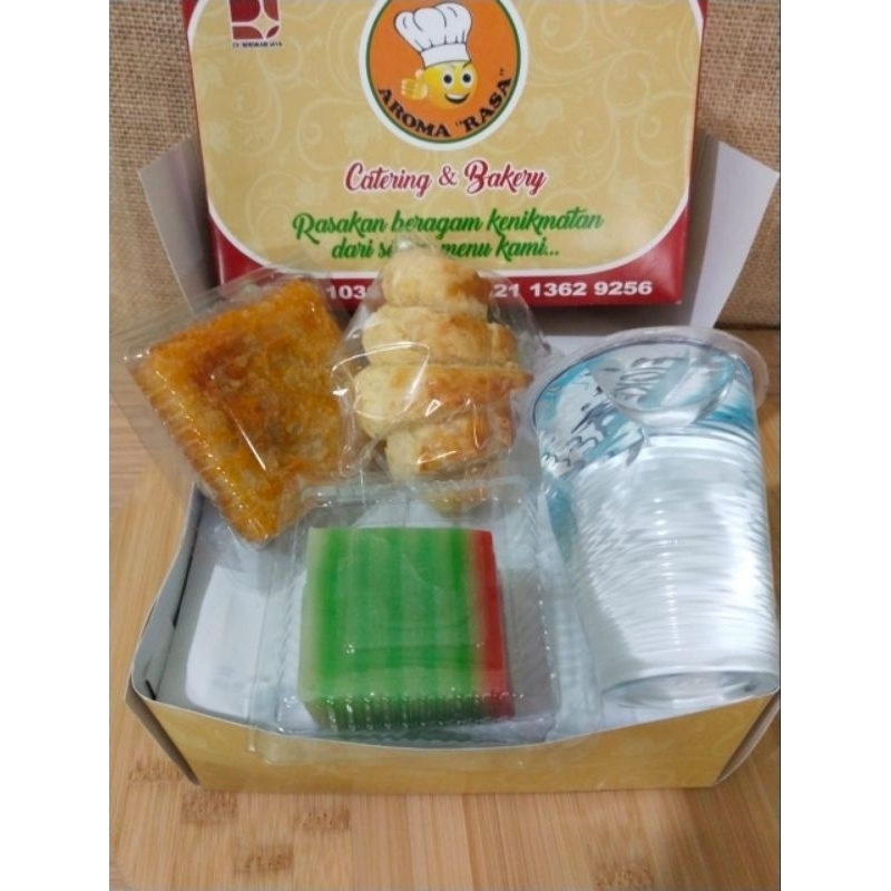 

Paket Snack box/Kue Tradisional/20 box/aromarasamart02