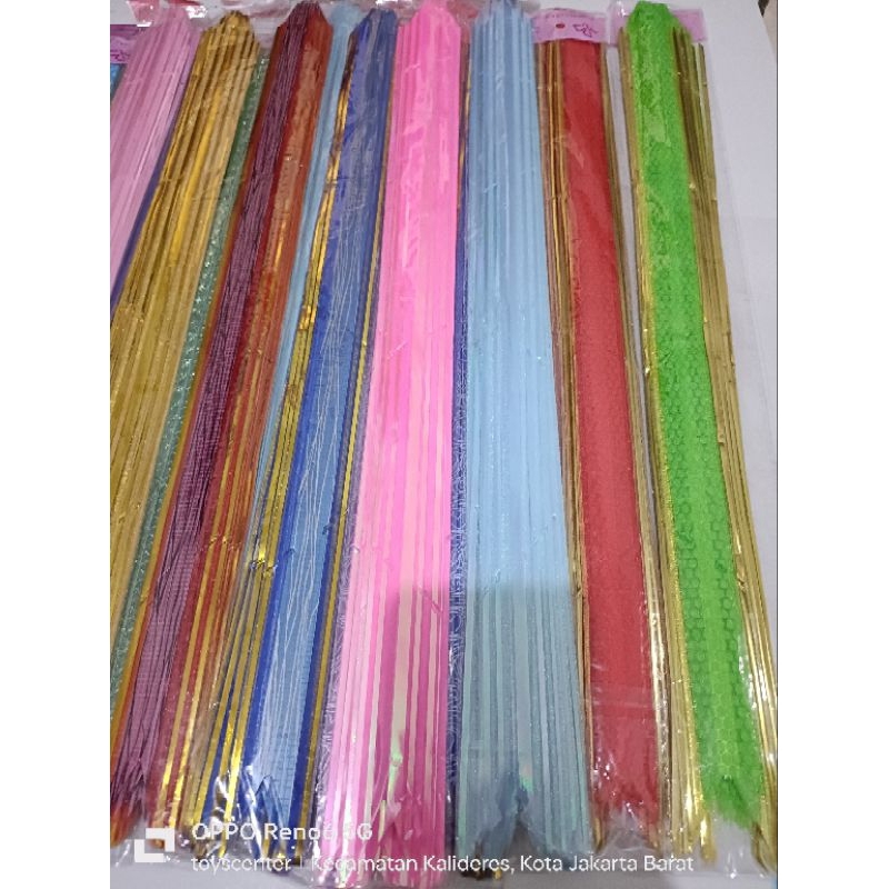 

1pak isi 10pcs pita serut / pita kado tarik motif 3x45cm