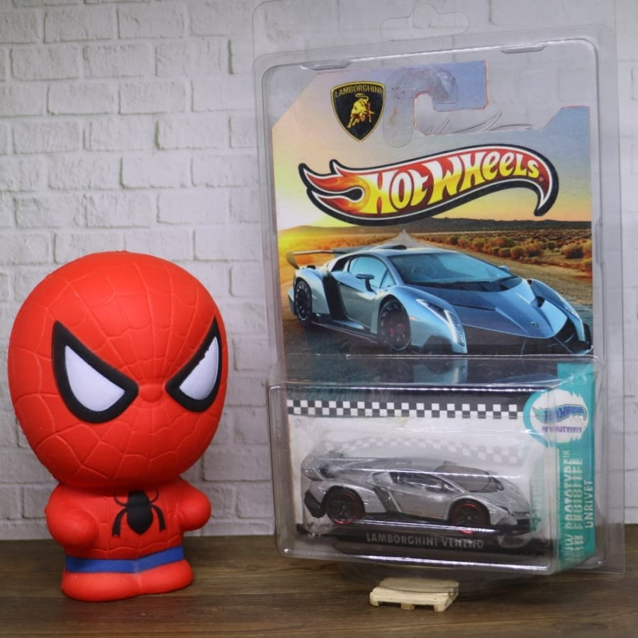 Hotwheels Lamborghini Veneno Silver Prototype Unrivet "Rare"