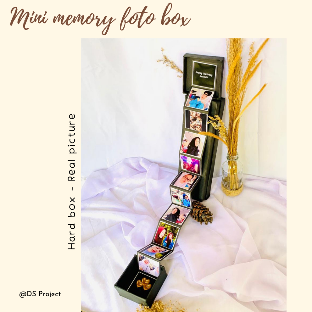 

Mini Memory Foto Box Kado Ultah 12 Kotak / Hadiah Ulang Tahun untuk Cowok / Cewek / Pacar / Sahabat