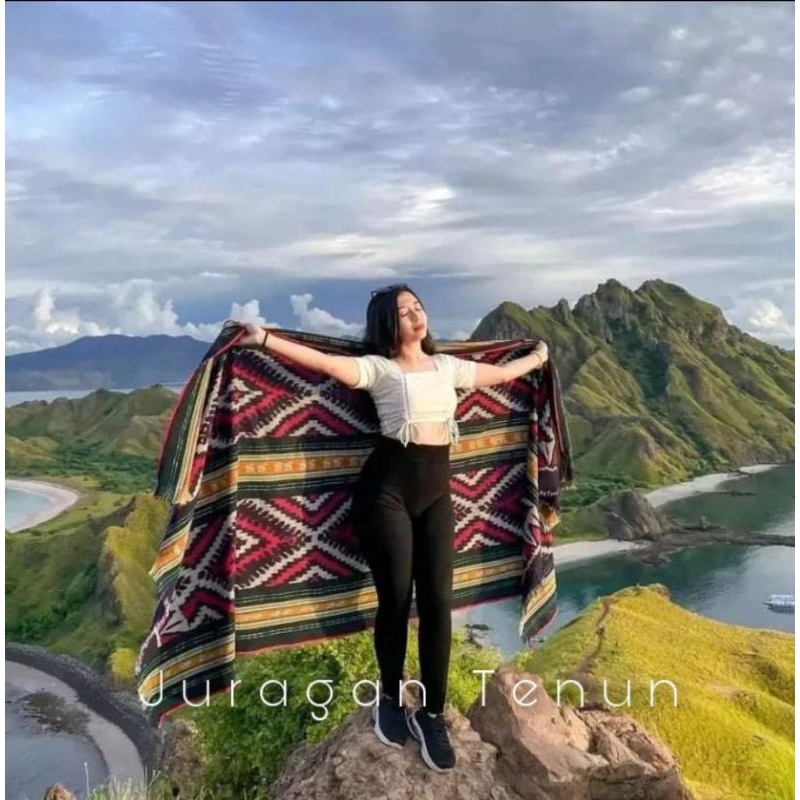 Kain Tenun Blanket - Motif Toraja - Sulawesi Selatan