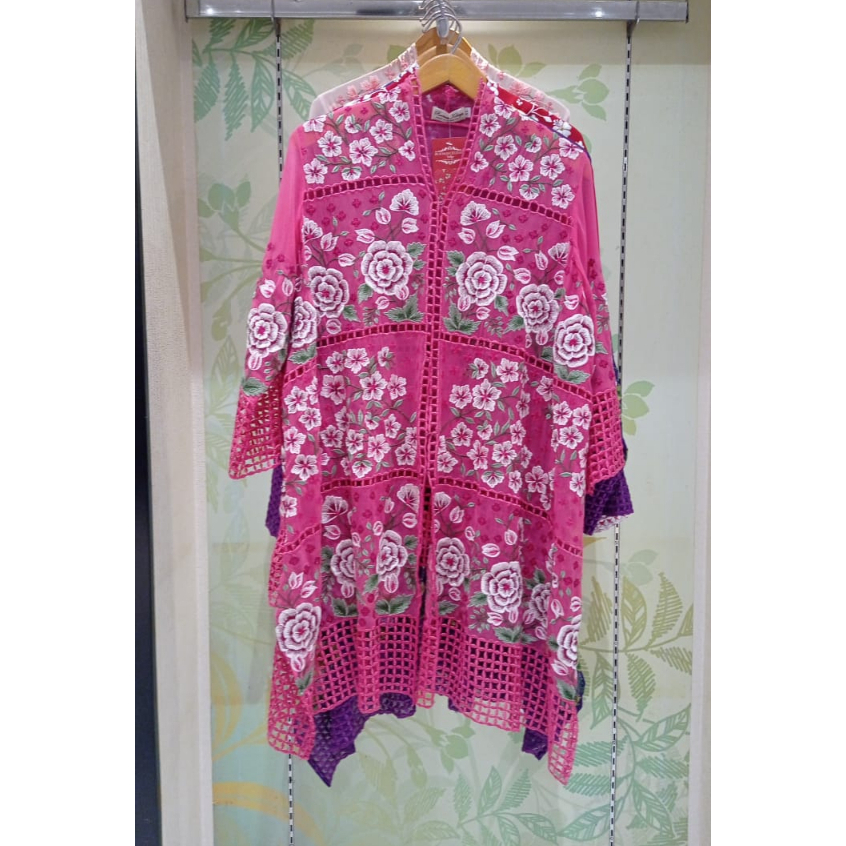 Kebaya Encim Jasmin Rose Pink by Roemah Kebaya Vielga