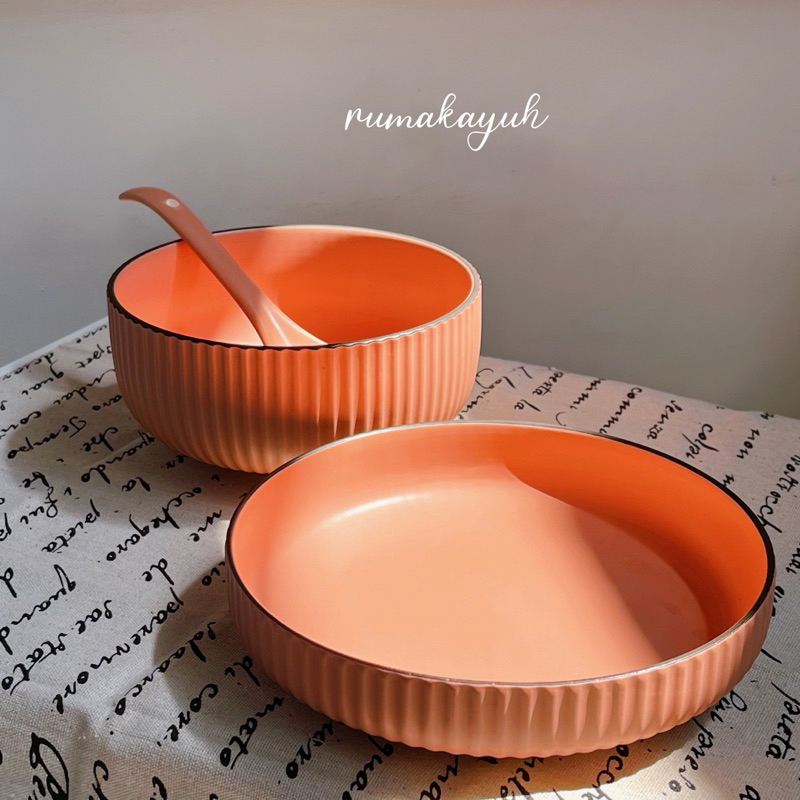 Piring Mangkok Set Pink