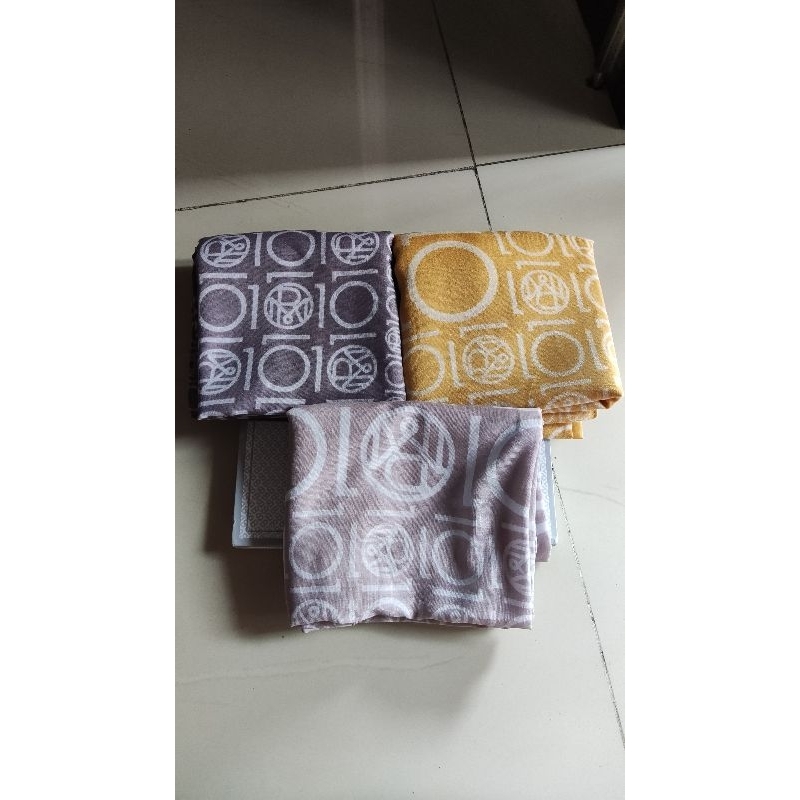 ria miranda dekade monogram scarf preloved