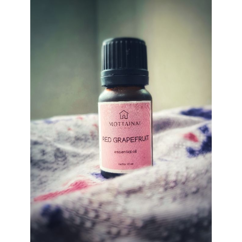 Red Grapefruit Essential Oil