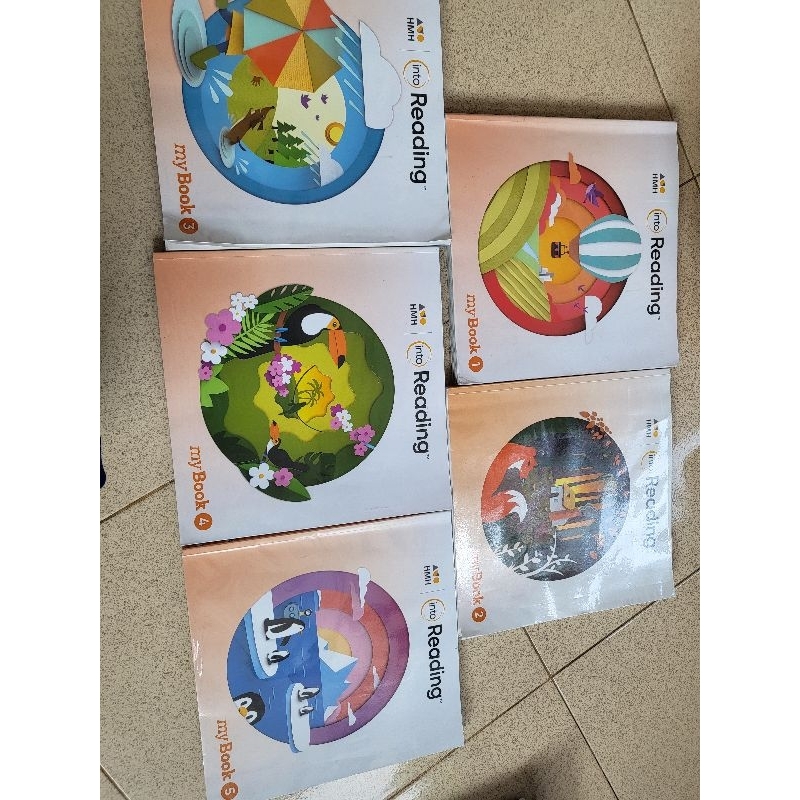 Buku pelajaran into Reading HMH.. preloved. masih mulus. lengkap my book 1-5. untuk kelas 2 SD.
