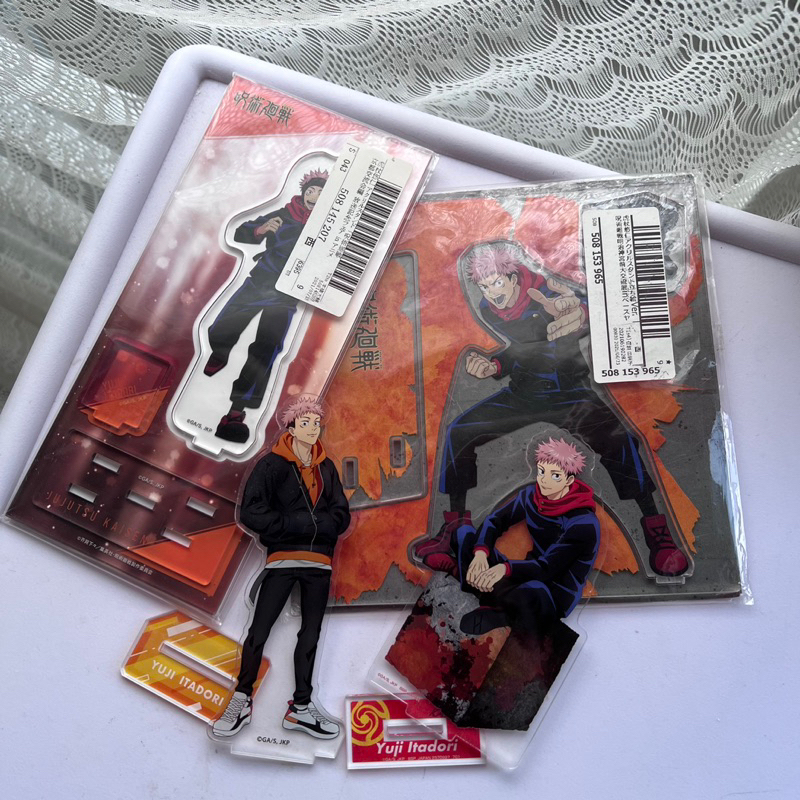 Official Jujutsu Kaisen Acrylic Standee - Itadori Yuuji [preloved]