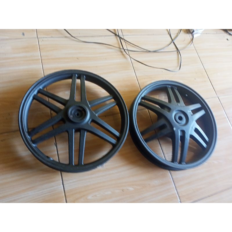 pelek resing Suzuki sepin as 22 seken orsinil