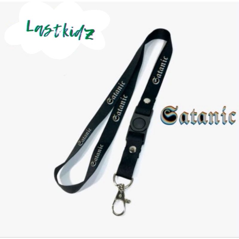 

Lanyard SATANIC tali lanyard DISTRO gantungan kunci name tag id card kartu nama / lanyard podss vapee SATANIC gantungan / bisa cod lanyard best seller lanyard hitam lanyard murah distro band music metal hitz keren vape oxva slim