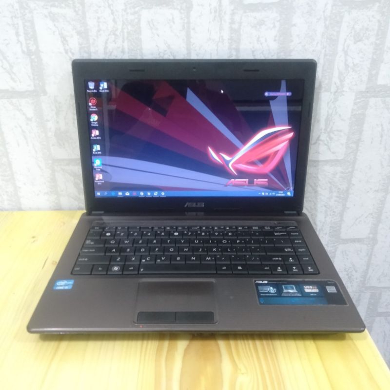 Laptop Asus A44H, Core i3-2310M, Ram 4/320Gb, Hd Graphics 3000, Mulus, Coklat