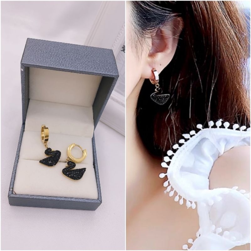 Anting Titanium asli mirip emas asli Premium Quality Anti Karat Anti Alergi Anting Stainless steel Ori At393