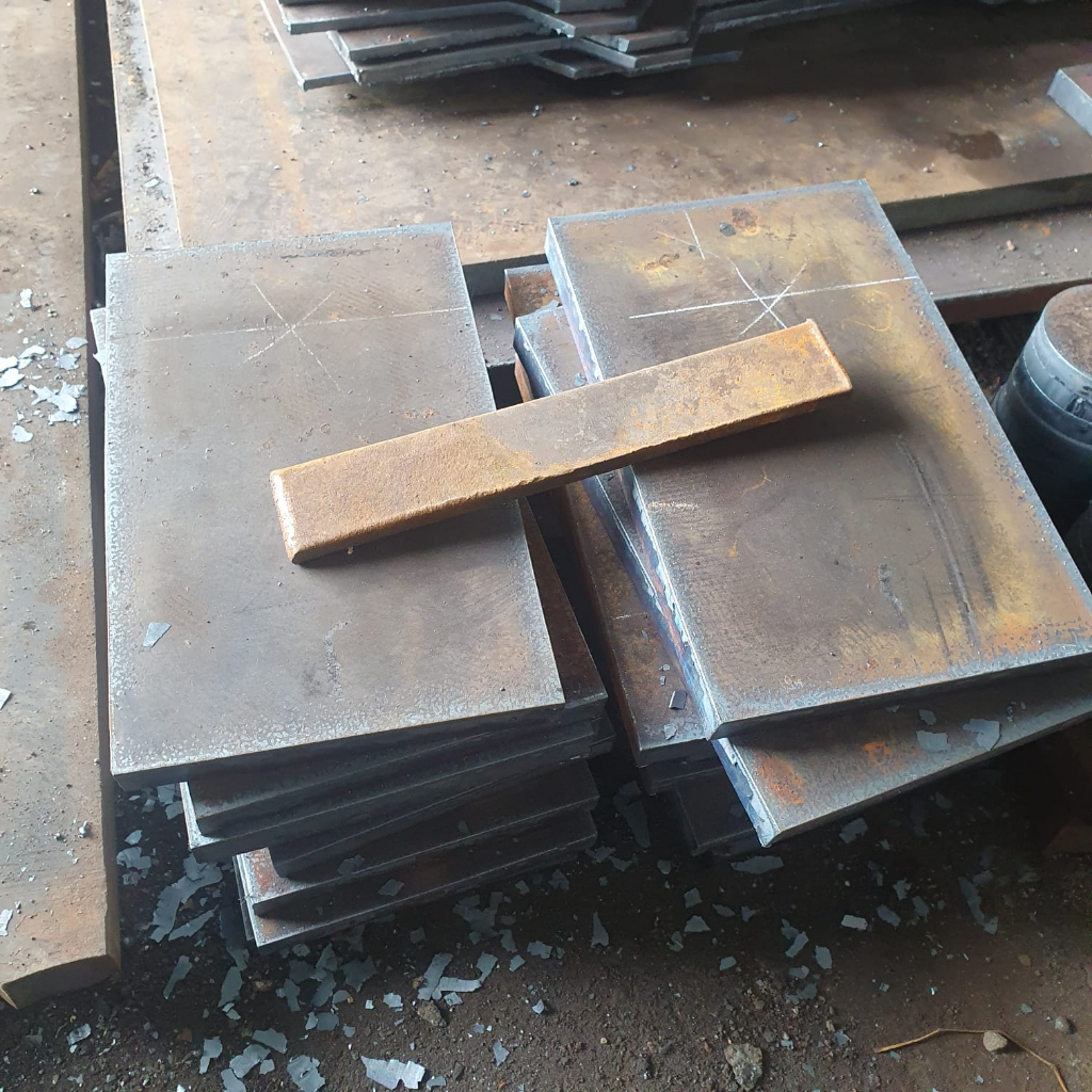 250x150 T10 Potong Gas Cutting Plat Besi Berbagai Ukuran Lingkaran Persegi