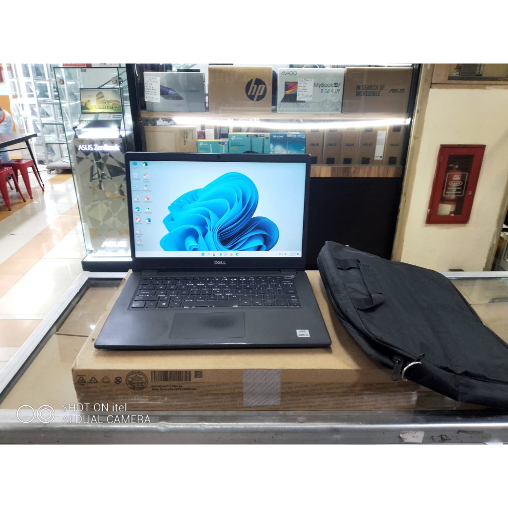 Promo... LAPTOP LEPTOP DELL CORE I3 GEN10 RAM 8GB SSD 256 GB SIAP PAKAI