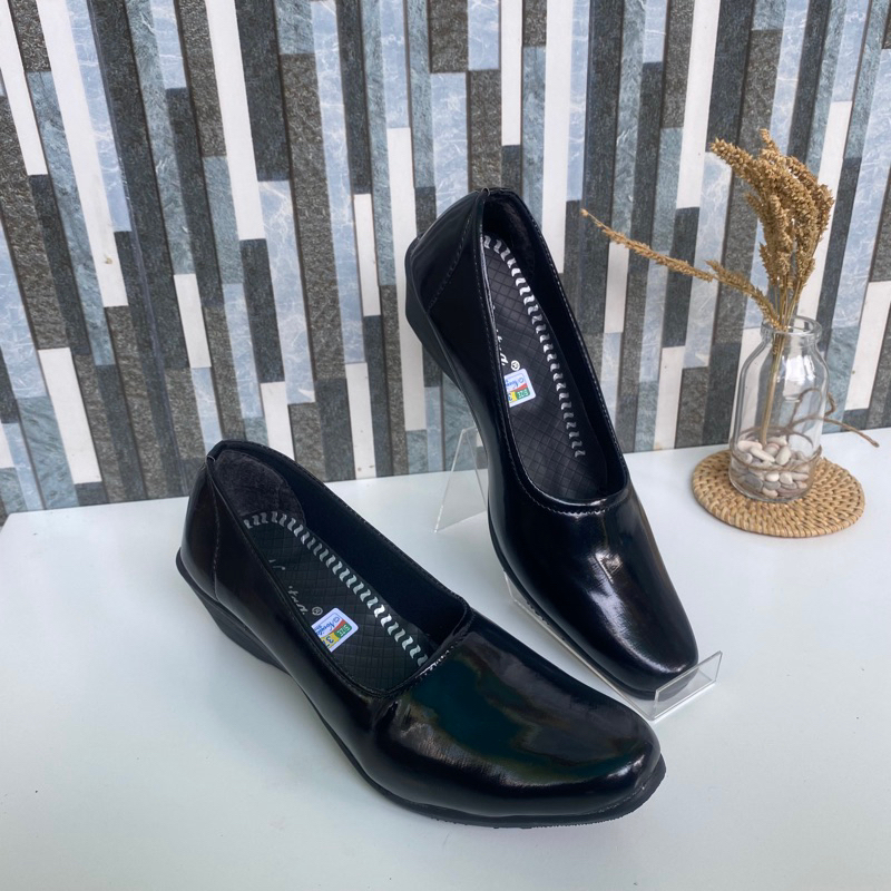 Sepatu Pantofel Polos Wanita Sepatu Kerja Sepatu Kantor Wanita Sepatu Formal