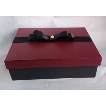 

kotak kado / giftbox / kotak hampers 15x20x7cm