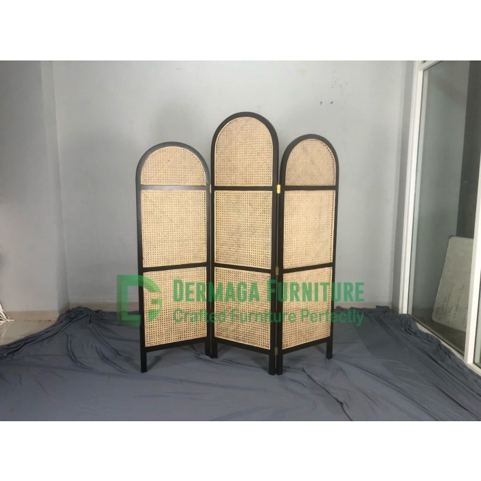 SKETSEL ROTAN MINIMALIS SIAP PAKAI WARNA HITAM PENYEKAT RUANGAN MODERN RUANG TAMU RUANG MAKAN