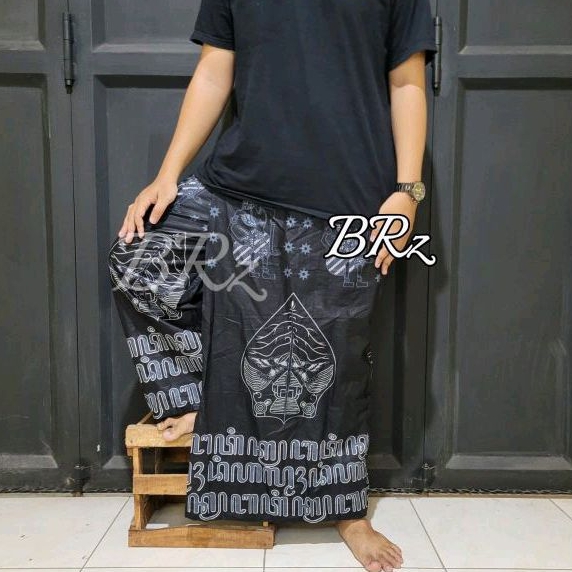 sarung celana pria dewasa batik motif wayang aksara jawa // sarung celana dewasa // celana sarung de
