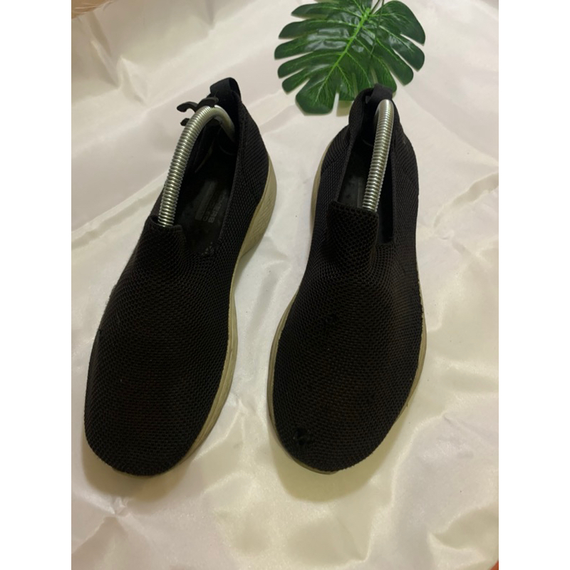 sepatu skechers air cooled slipon