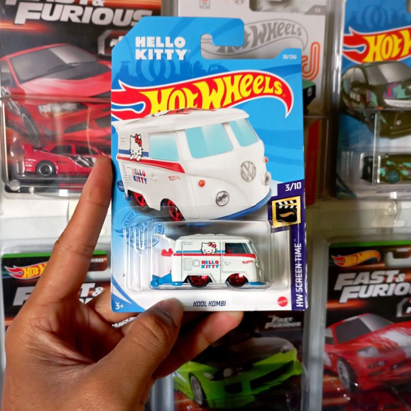 Hot Wheels Kool Kombi Hello Kitty