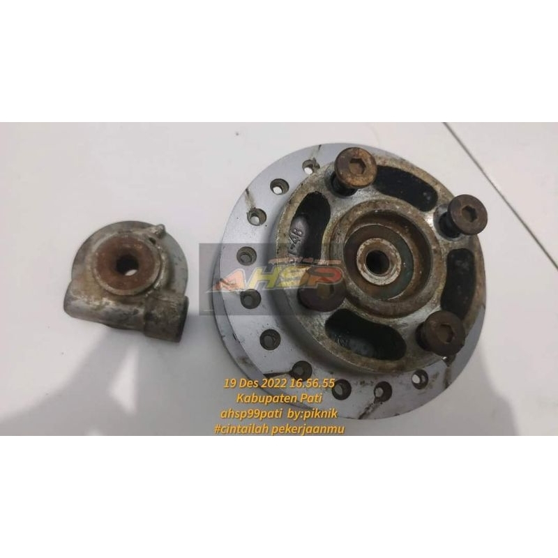 tromol depan cakram Suzuki smash spin skydrive ori