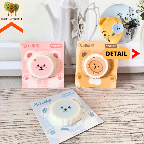 

Cutter Mini Beruang Teddy Bear Pemotong Kertas Karakter Lucu Small Knife Office Travel Stationery