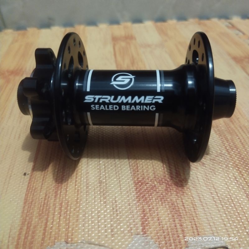 Hub Ta 15x110 Strummer Sealed Bearing