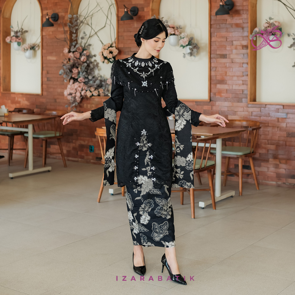 Zivana Hitam - Gaun Kebaya Batik Modern