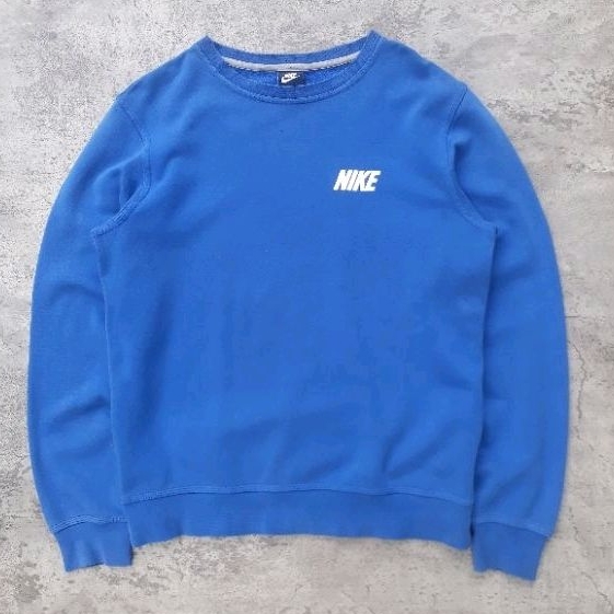 CREWNECK NIKE SMALL SWOOSH | NIKE CLUB | CREWNECK NIKE SECOND