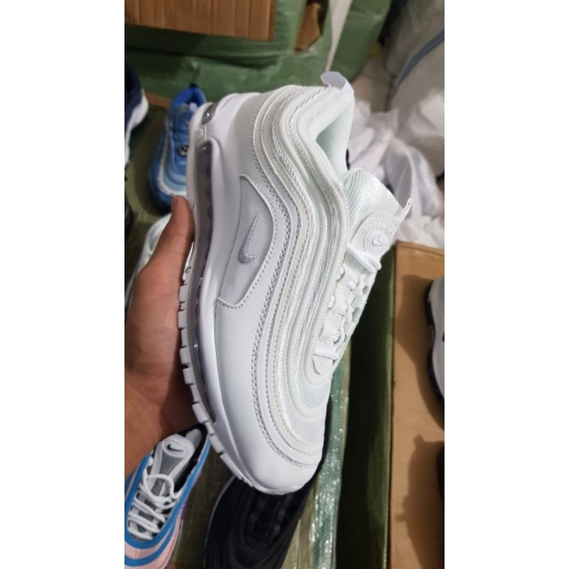 AM 97 seri white