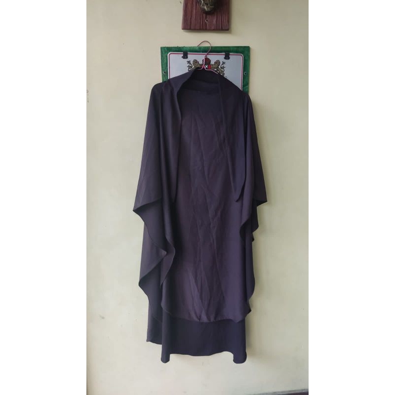 preloved FK mid ouval barkha