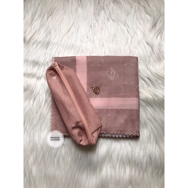 Preloved scarf Heaven Lights