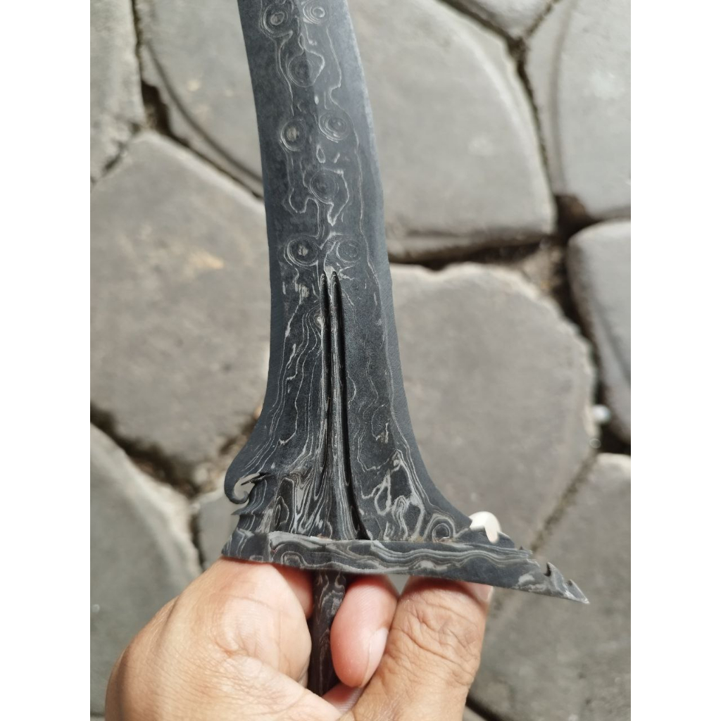 Keris Jangkung Luk 3 pamor Udan Emas