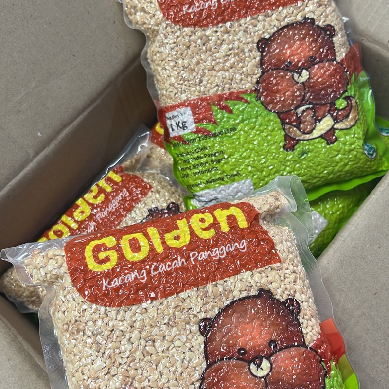 

Golden Kacang Cacah Panggang 1kg