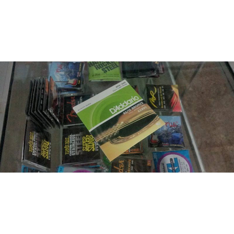 senar daddario original