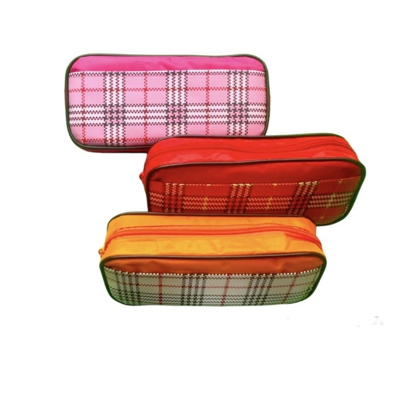 

KOTAK PENSIL KAIN H-846