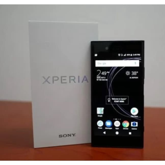 Unik SONY XPERIA XZ1 RAM 4GB INTERNAL 64GB ORIGINAL FULLSET - Silver Mulus No Minus Diskon