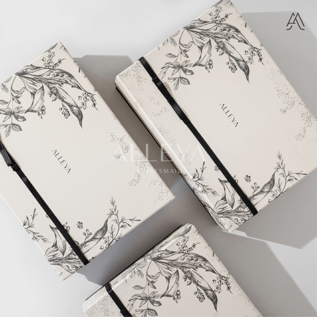 

Hardbox & Personalized Card | Gift Box | Bridesmaid Box | Wedding Hampers