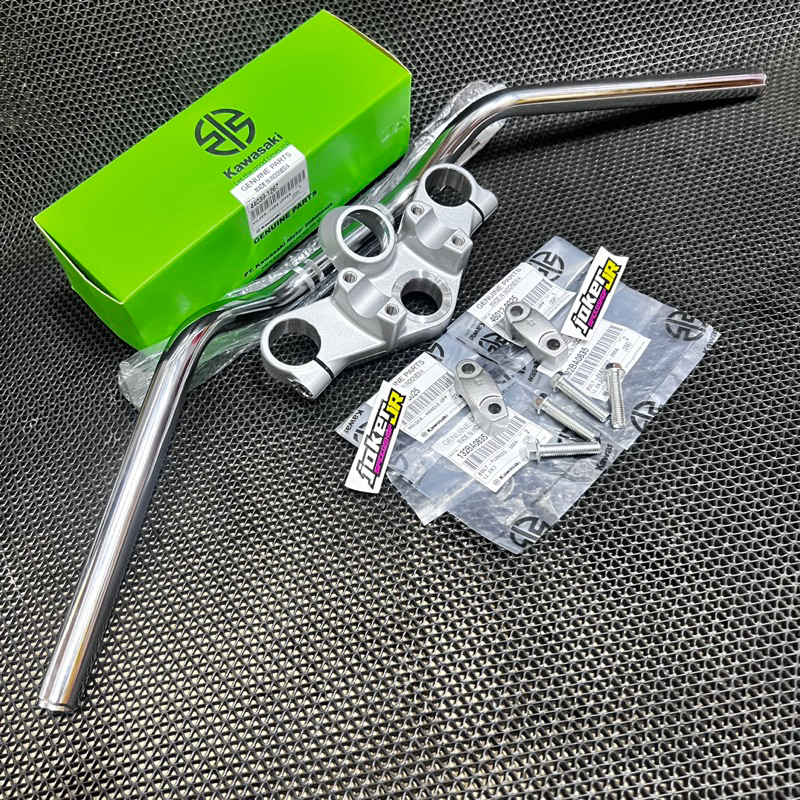 SEGITIGA ATAS NINJA R SS SEGITIGA SET NINJA R SS SEGITIGA STANG PIPA NINJA R SS ORIGINAL KAWASAKI