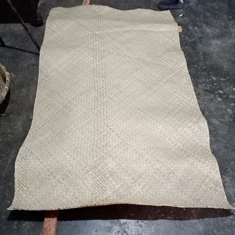 Tikar pandan putih anyaman/tikar jenazah ukuran standart