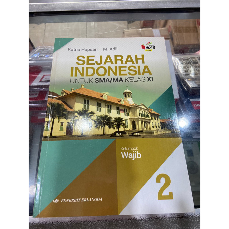 

buku sejarah indonesia kelas XI